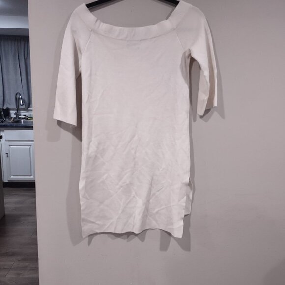 Massimo Dutti Off Shoulder White Sweater Size Small - Picture 3 of 5